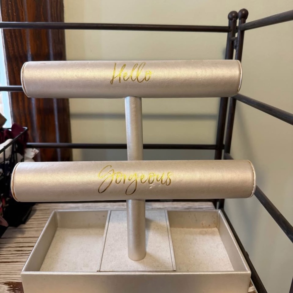 Jewelry Stand with Gold Text